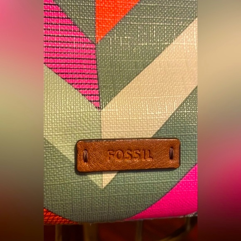 Fossil Crossbody - Picture 5 of 6
